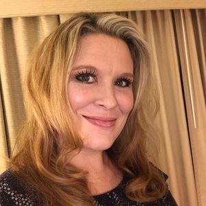 Meet your Posher, Carmen